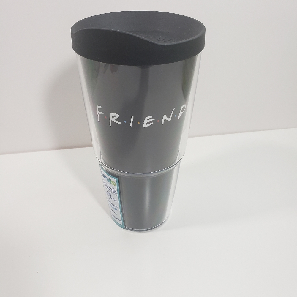 Tervis Warner Brothers Friends 24 oz. Tumbler w/lid